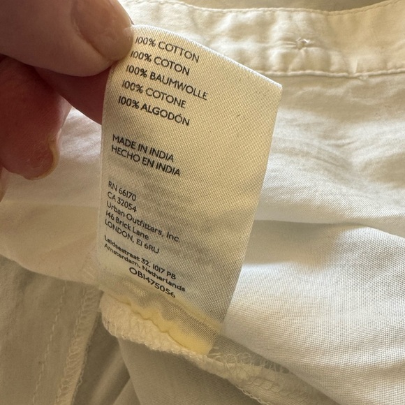 WE THE FREE unique white button down! See photos for all the design details!! - Picture 3 of 14